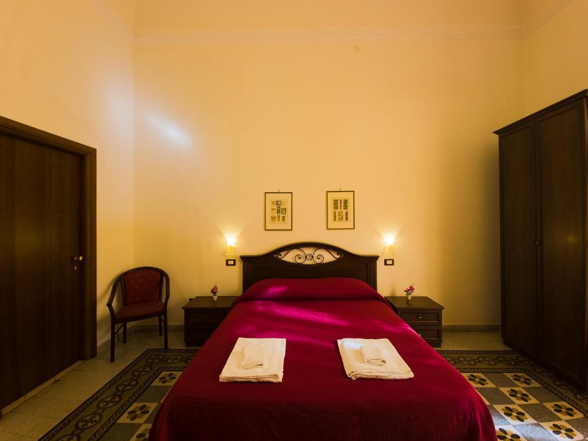 B&B Liberty ปาแลร์โม ภายนอก รูปภาพ