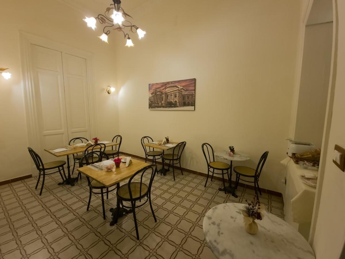 B&B Liberty ปาแลร์โม ภายนอก รูปภาพ