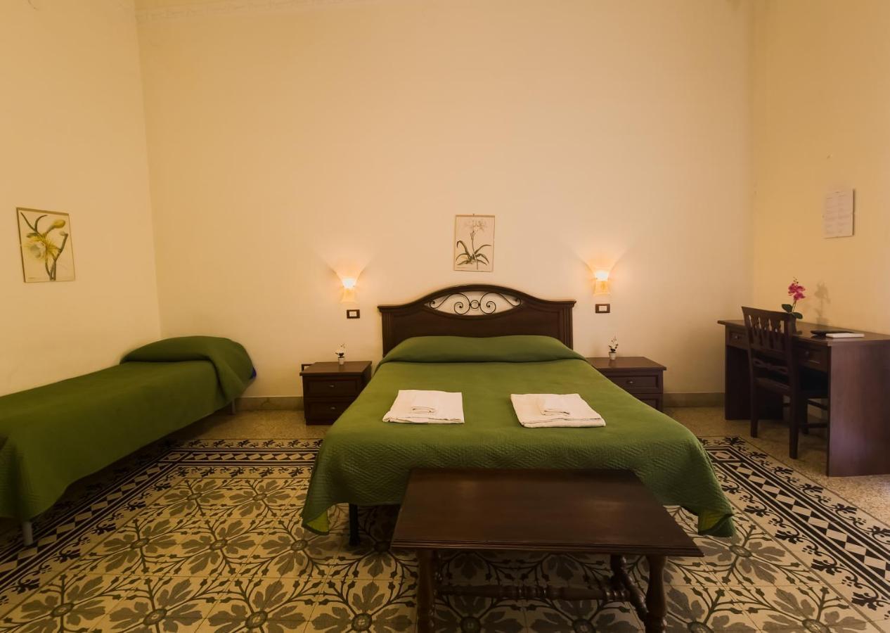 B&B Liberty ปาแลร์โม ภายนอก รูปภาพ
